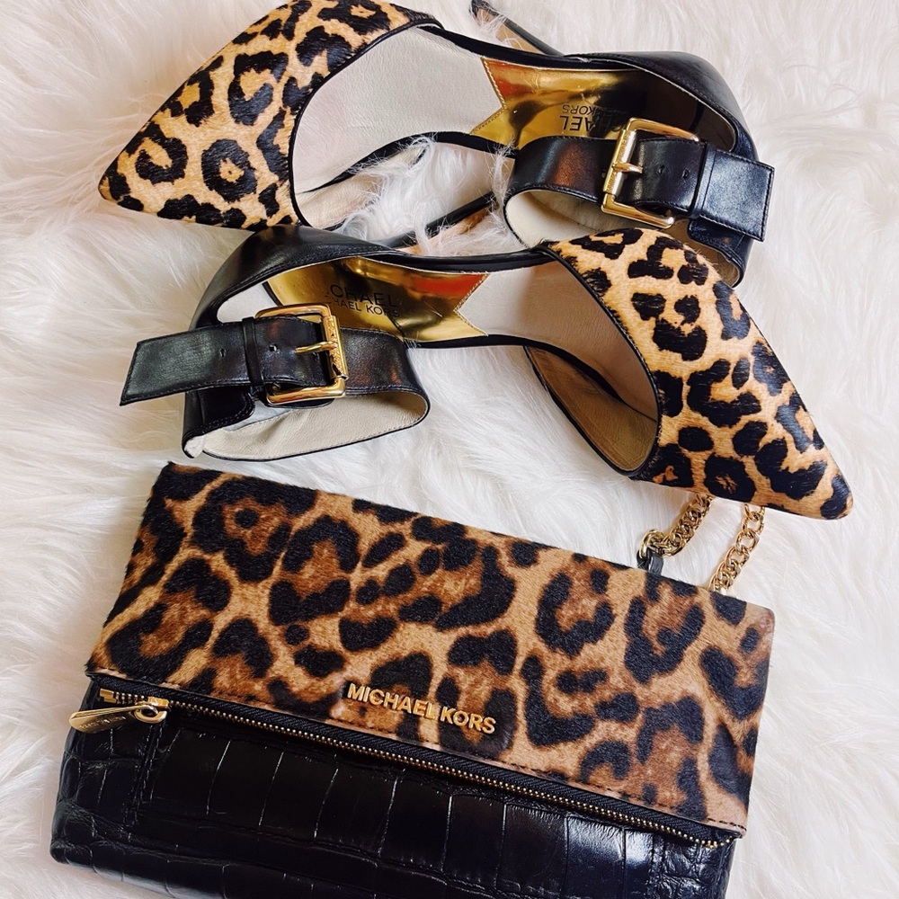 Michael Kors Leopard Print Foldover Clutch & Shoe (SET) Black & Brown